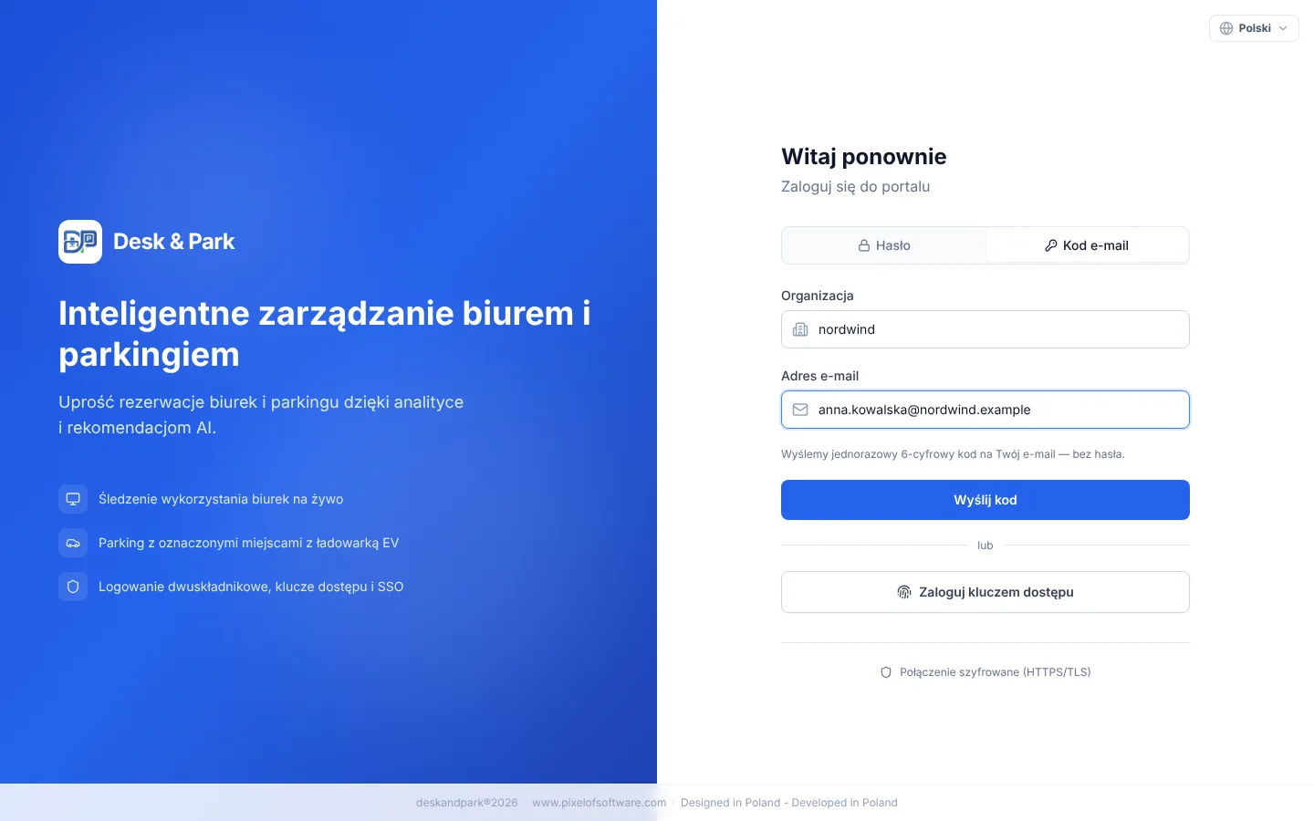 Strona logowania Desk & Park z hasłem lub kodem e-mail i przyciskiem logowania kluczem dostępu